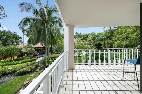 2000 Towerside Terrace Miami FL 33138