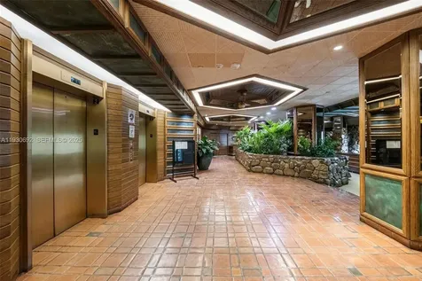 2000 Towerside Terrace Miami FL 33138