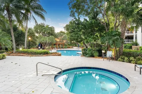 2000 Towerside Terrace Miami FL 33138