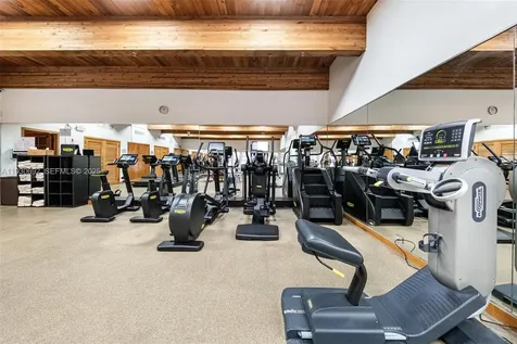 2000 Towerside Terrace Miami FL 33138
