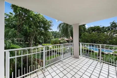 2000 Towerside Terrace Miami FL 33138