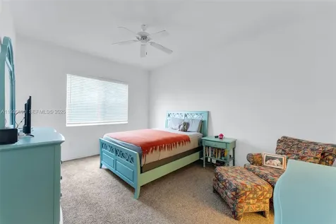 3600 Oaks Clubhouse Drive Pompano Beach FL 33069