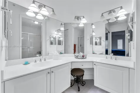 3600 Oaks Clubhouse Drive Pompano Beach FL 33069