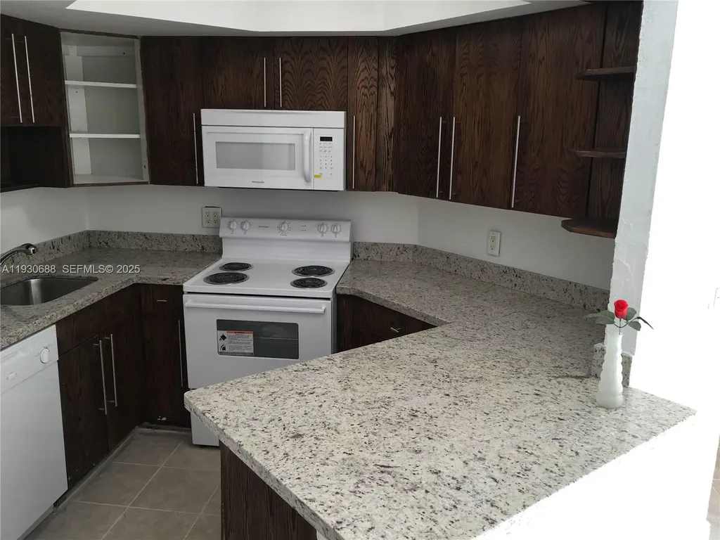 8255 Lake Drive Doral FL 33166