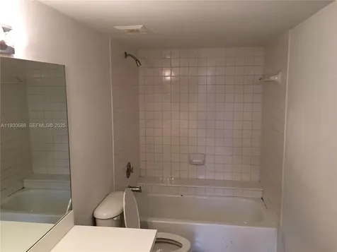 8255 Lake Drive Doral FL 33166