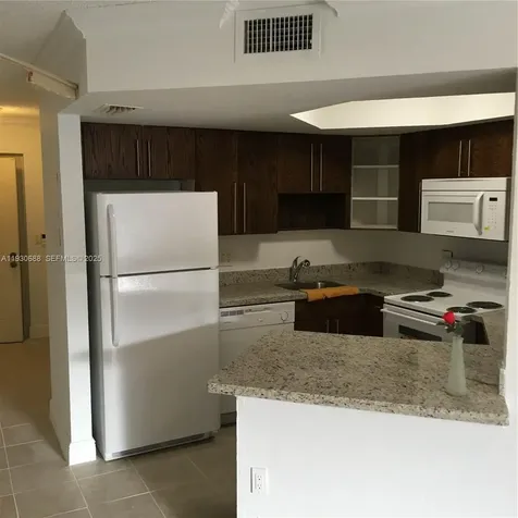 8255 Lake Drive Doral FL 33166