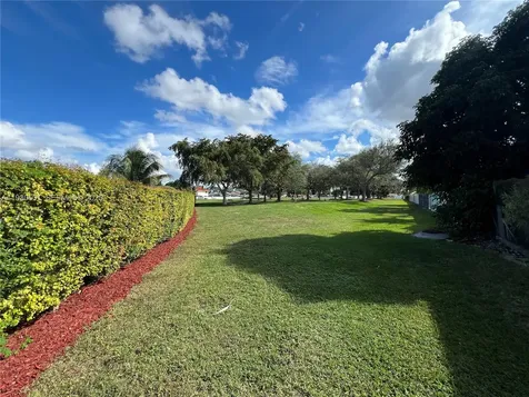 6101 SW 153rd Court Road Miami FL 33193