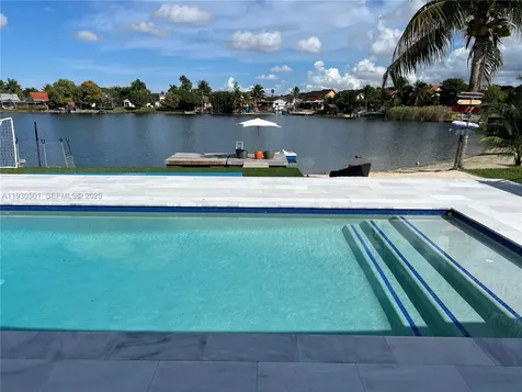6101 SW 153rd Court Road Miami FL 33193