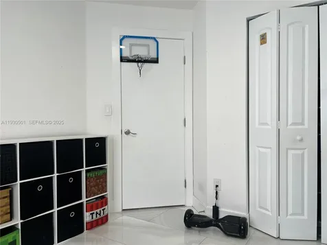 6101 SW 153rd Court Road Miami FL 33193