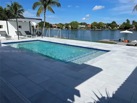 6101 SW 153rd Court Road Miami FL 33193