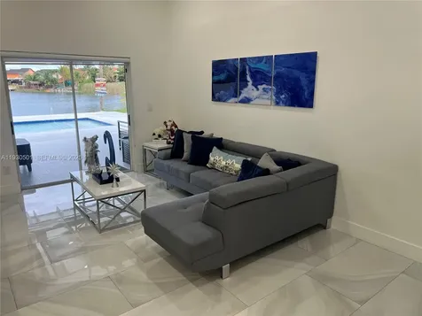 6101 SW 153rd Court Road Miami FL 33193