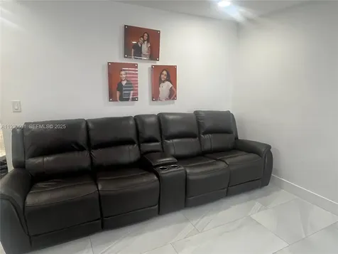 6101 SW 153rd Court Road Miami FL 33193