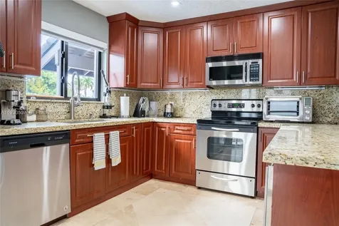12745 SW 64th Terrace Miami FL 33183