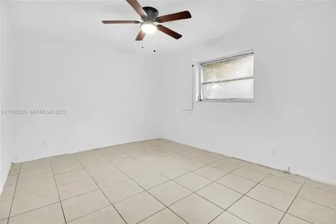 5718 NW 66th Avenue Tamarac FL 33321