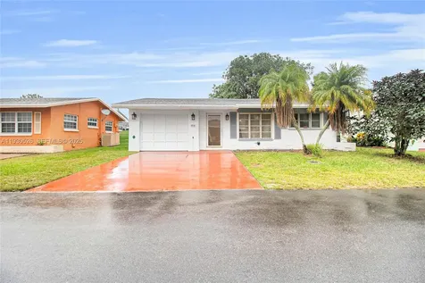 5718 NW 66th Avenue Tamarac FL 33321