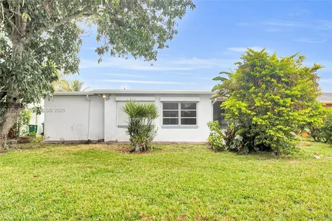 5718 NW 66th Avenue Tamarac FL 33321