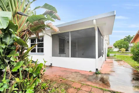 5718 NW 66th Avenue Tamarac FL 33321