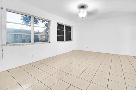 5718 NW 66th Avenue Tamarac FL 33321