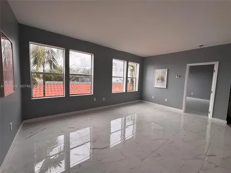 1027 Pennsylvania Avenue Miami Beach FL 33139
