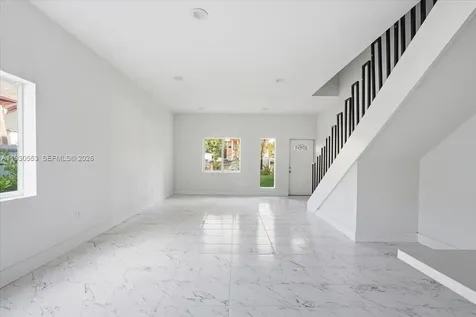 1126 NW 28 Miami FL 33127