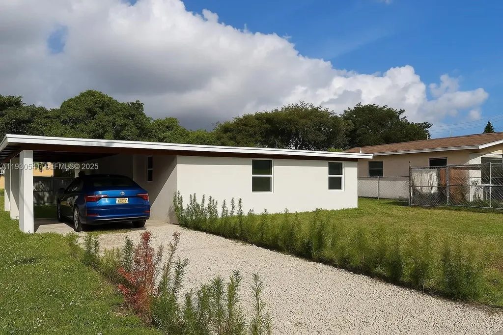 2501 NW 21st Street Fort Lauderdale FL 33311