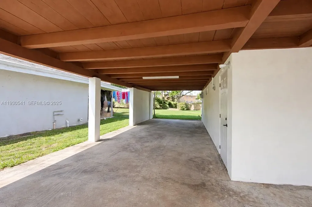 2501 NW 21st Street Fort Lauderdale FL 33311