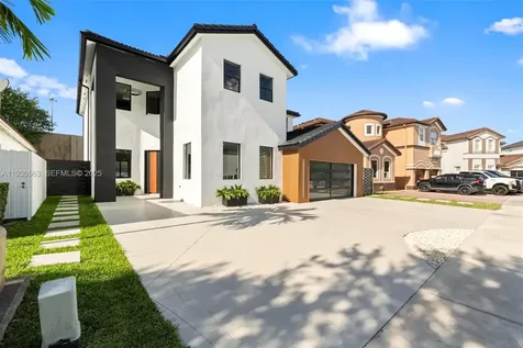 18172 NW 91st Court Hialeah FL 33018