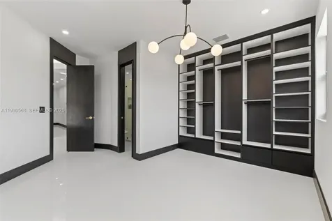 18172 NW 91st Court Hialeah FL 33018