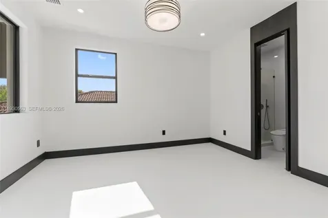 18172 NW 91st Court Hialeah FL 33018