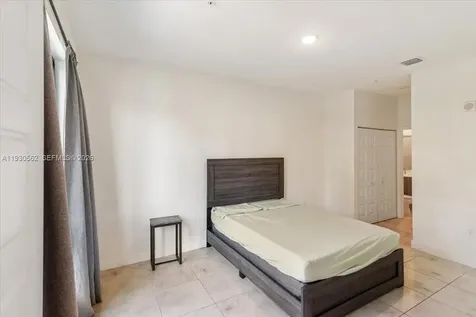 4636 NW 84th Avenue Doral FL 33166
