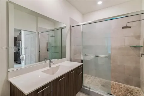 4636 NW 84th Avenue Doral FL 33166