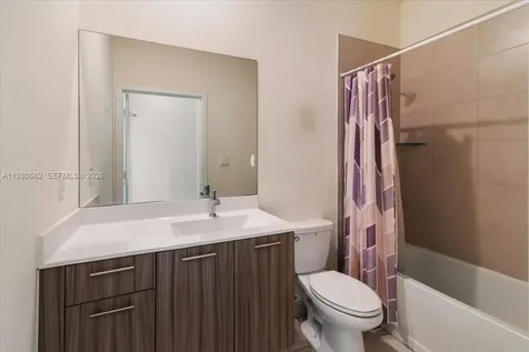 4636 NW 84th Avenue Doral FL 33166