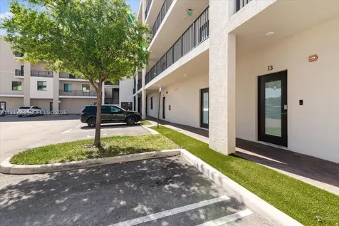 4636 NW 84th Avenue Doral FL 33166