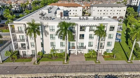 4636 NW 84th Avenue Doral FL 33166