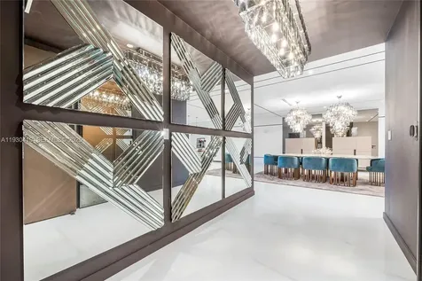 300 Biscayne Boulevard Way Miami FL 33131