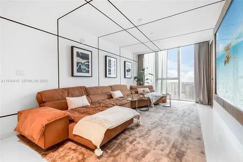 300 Biscayne Boulevard Way Miami FL 33131