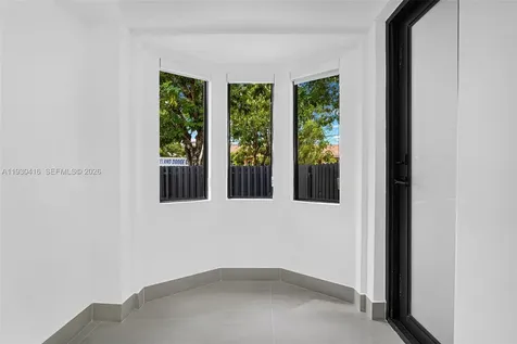 998 SW 11th Street Miami FL 33129