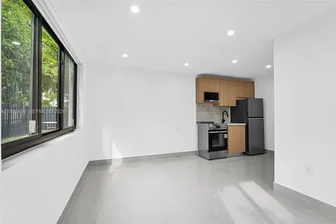 998 SW 11th Street Miami FL 33129