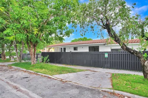 998 SW 11th Street Miami FL 33129