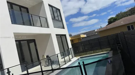 2484 SW 18th Street Miami FL 33145