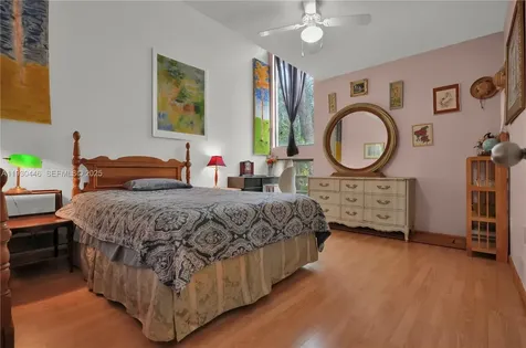 2790 SW 22nd Avenue Miami FL 33133