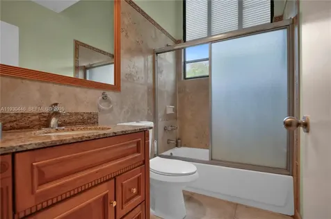 2790 SW 22nd Avenue Miami FL 33133