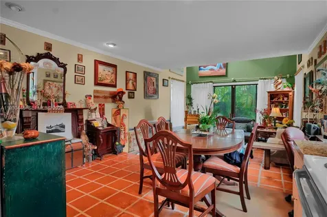 2790 SW 22nd Avenue Miami FL 33133