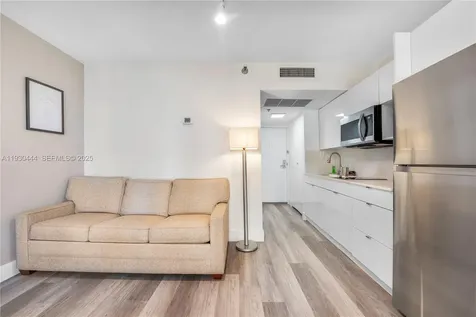 19201 Collins Avenue Sunny Isles Beach FL 33160