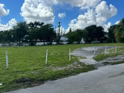 4771 NW 10th Court Plantation FL 33313