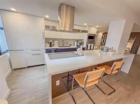 9801 Collins Avenue Bal Harbour FL 33154