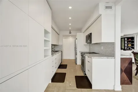 19355 Turnberry Way Aventura FL 33180