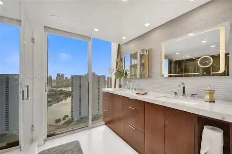 19355 Turnberry Way Aventura FL 33180