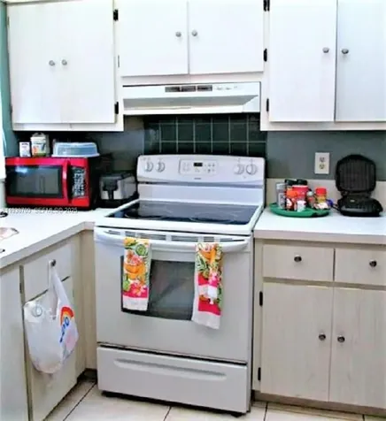2451 NW 41st Avenue Lauderhill FL 33313