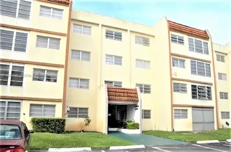 2451 NW 41st Avenue Lauderhill FL 33313